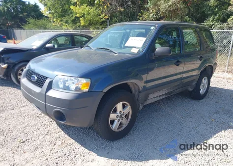 2006 Ford Escape Xls/Xls Manual z USA, uszkodzony, nr VIN 1FMYU92Z76KA03784